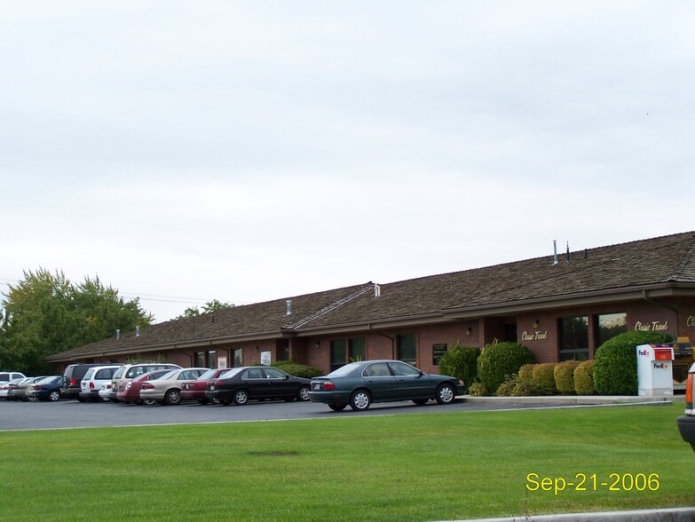 871-885 S Orem Blvd, Orem, UT for lease - Building Photo - Image 1 of 4