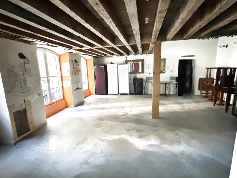 Retail in Bordeaux for lease - Interior Photo - Image 3 of 10