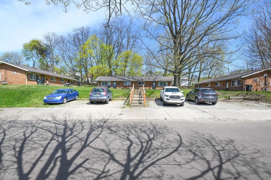 1261-1277 Roslyn Ave, Akron, OH for sale - Building Photo - Image 1 of 1