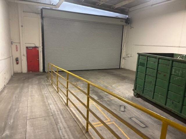 750 Lairport St, El Segundo, CA for lease - Building Photo - Image 2 of 12