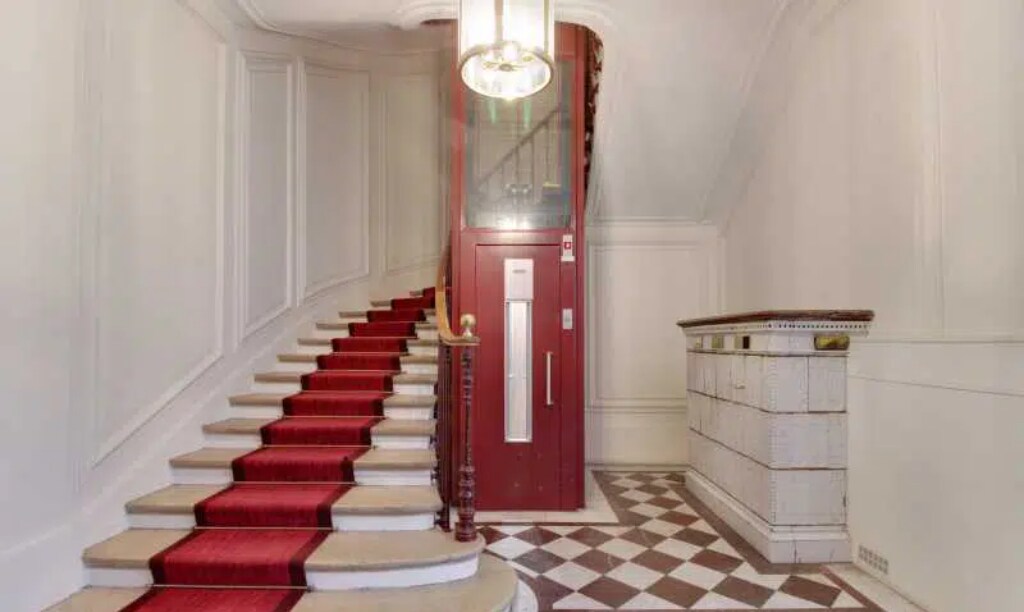 42 Rue Vignon, Paris for lease Interior Photo- Image 1 of 2