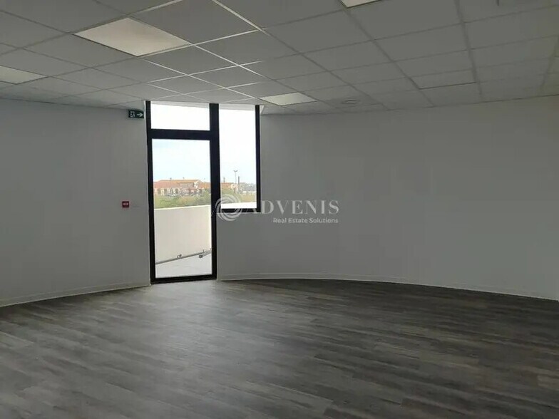 Office in Sète for sale - Interior Photo - Image 2 of 6