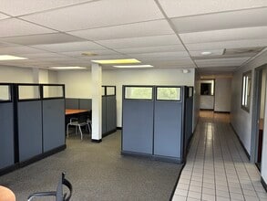 259 S Churton St, Hillsborough, NC for sale Interior Photo- Image 2 of 8