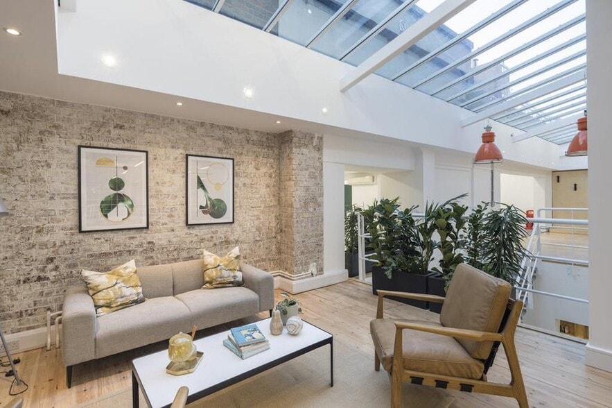 14-18 Emerald St, London for lease - Interior Photo - Image 2 of 67