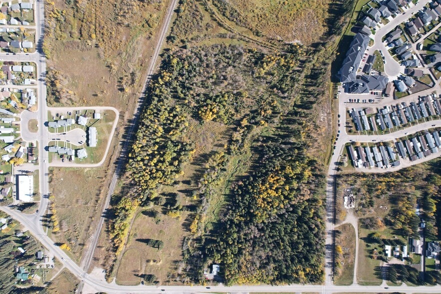 4911 62 St, Rocky Mountain House, AB for sale - Building Photo - Image 1 of 13