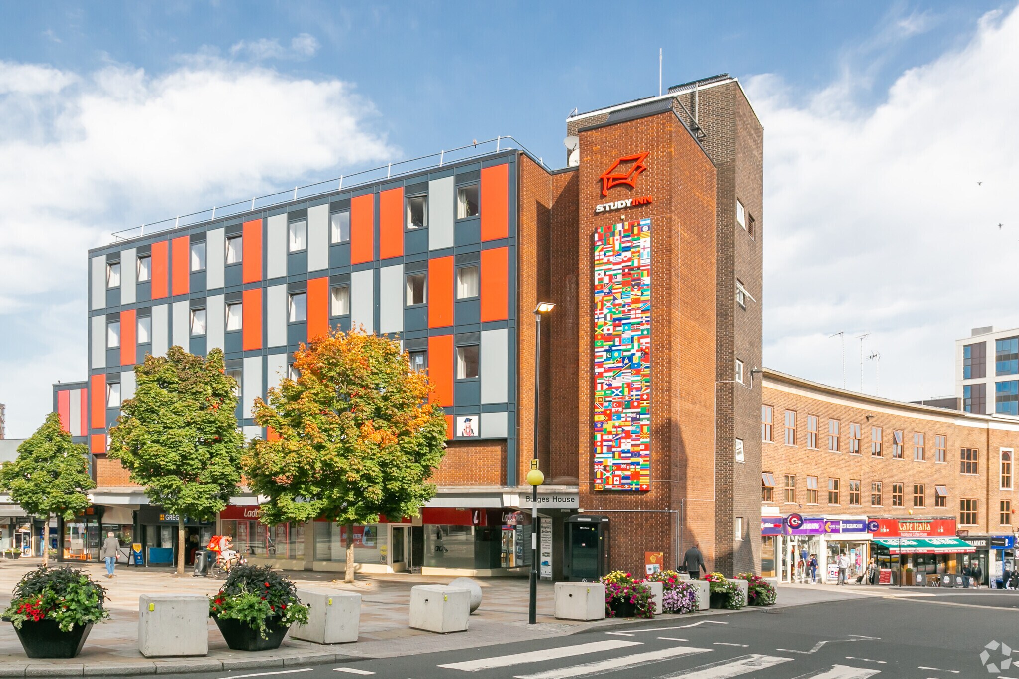 7 Cross Cheaping, Coventry for lease Primary Photo- Image 1 of 3