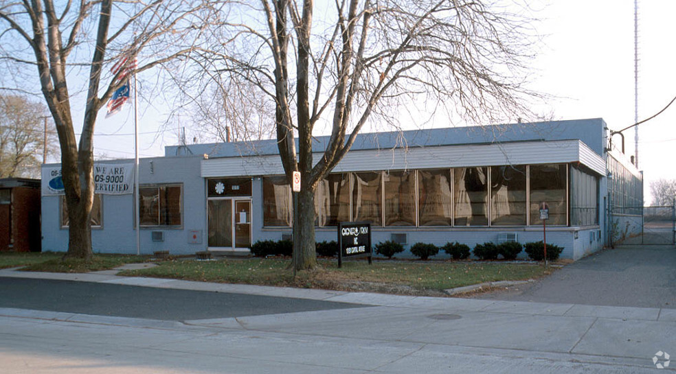 10325 Capital St, Oak Park, MI for lease - Building Photo - Image 3 of 3