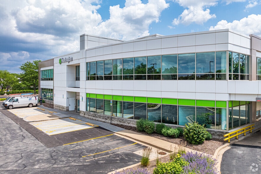 2430 W Indian Trl, Aurora, IL for lease - Building Photo - Image 2 of 4