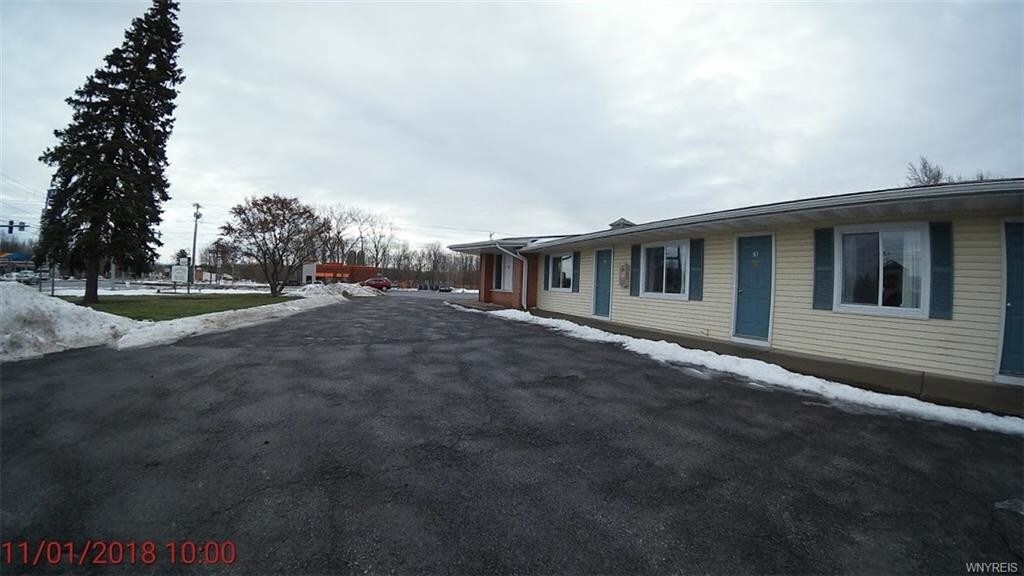 11368 Maple Ridge Rd, Medina, NY for sale Building Photo- Image 1 of 1