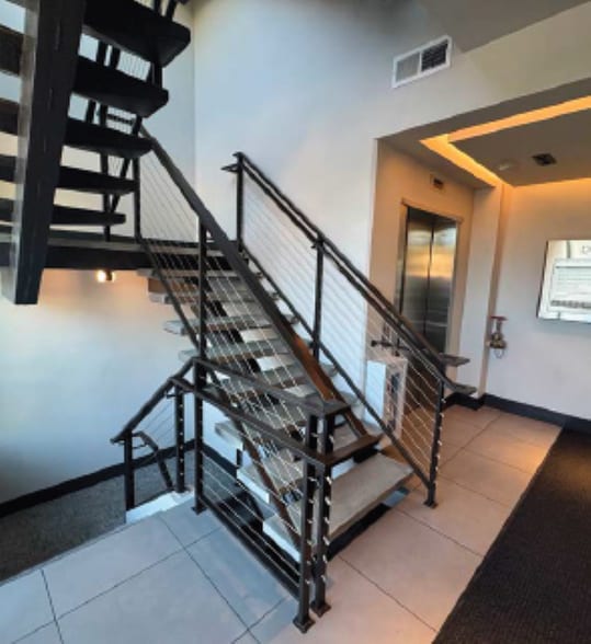 560 Mill St, Reno, NV for lease - Building Photo - Image 2 of 4