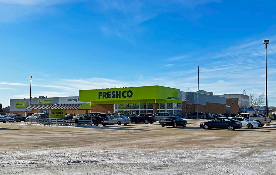 920 Jefferson Ave, Winnipeg, MB for sale Primary Photo- Image 1 of 1