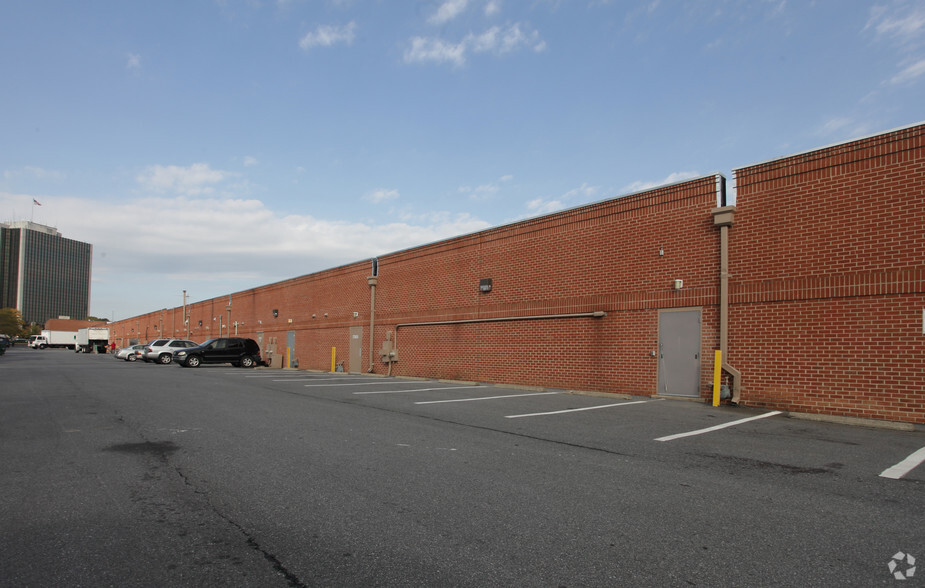 7409-7595 Greenbelt Rd, Greenbelt, MD for lease - Building Photo - Image 3 of 7