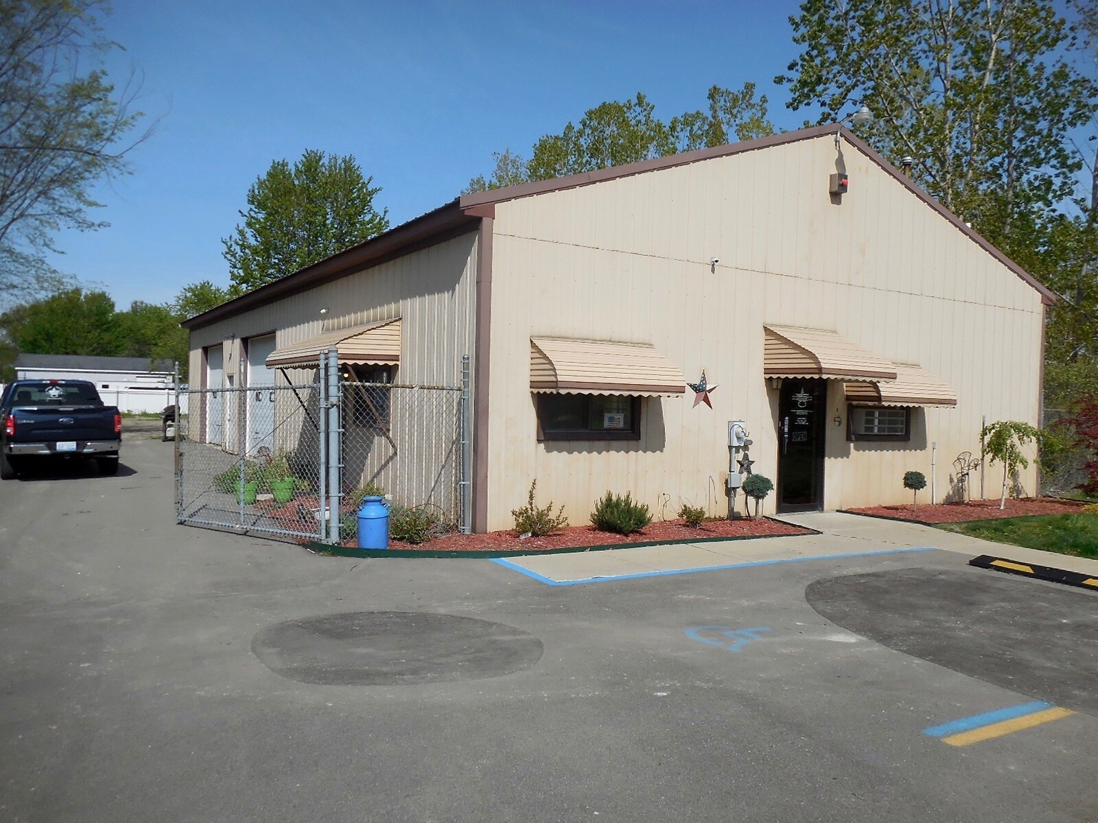 13035 Telegraph Rd, Flat Rock, MI for sale Building Photo- Image 1 of 1