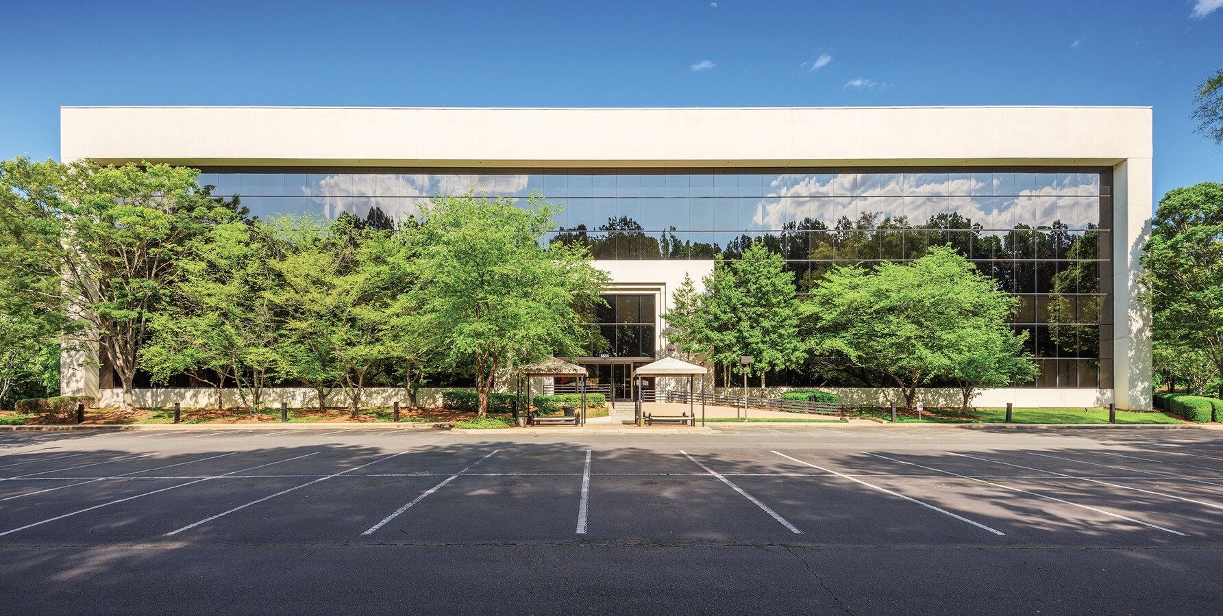 5700 Executive Center Dr, Charlotte, NC 28212