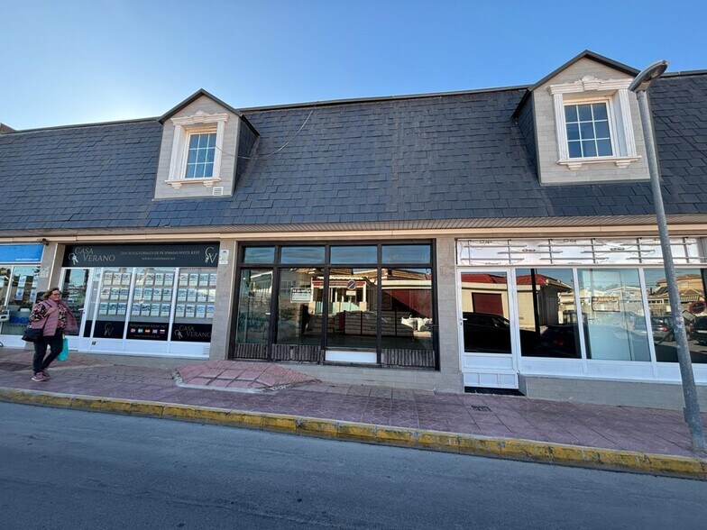 Retail in Rojales, Alicante for sale - Building Photo - Image 2 of 27
