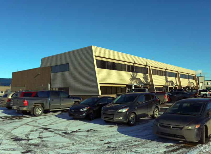 15330 123 Av NW, Edmonton, AB for lease - Building Photo - Image 2 of 21