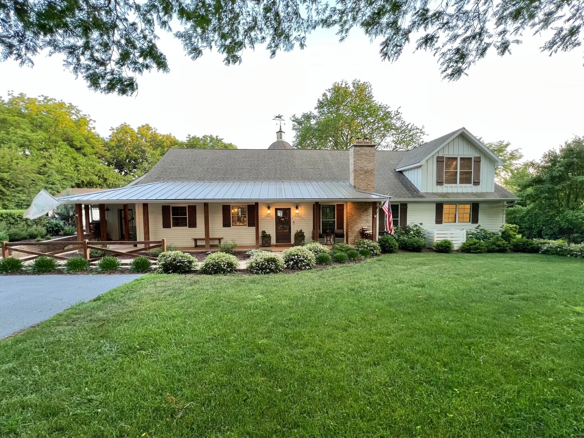 204 Country Commons Rd, Trout Valley, IL for sale Building Photo- Image 1 of 1