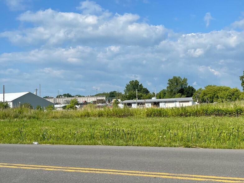 Mutton Hill, Auburn, NY 13021