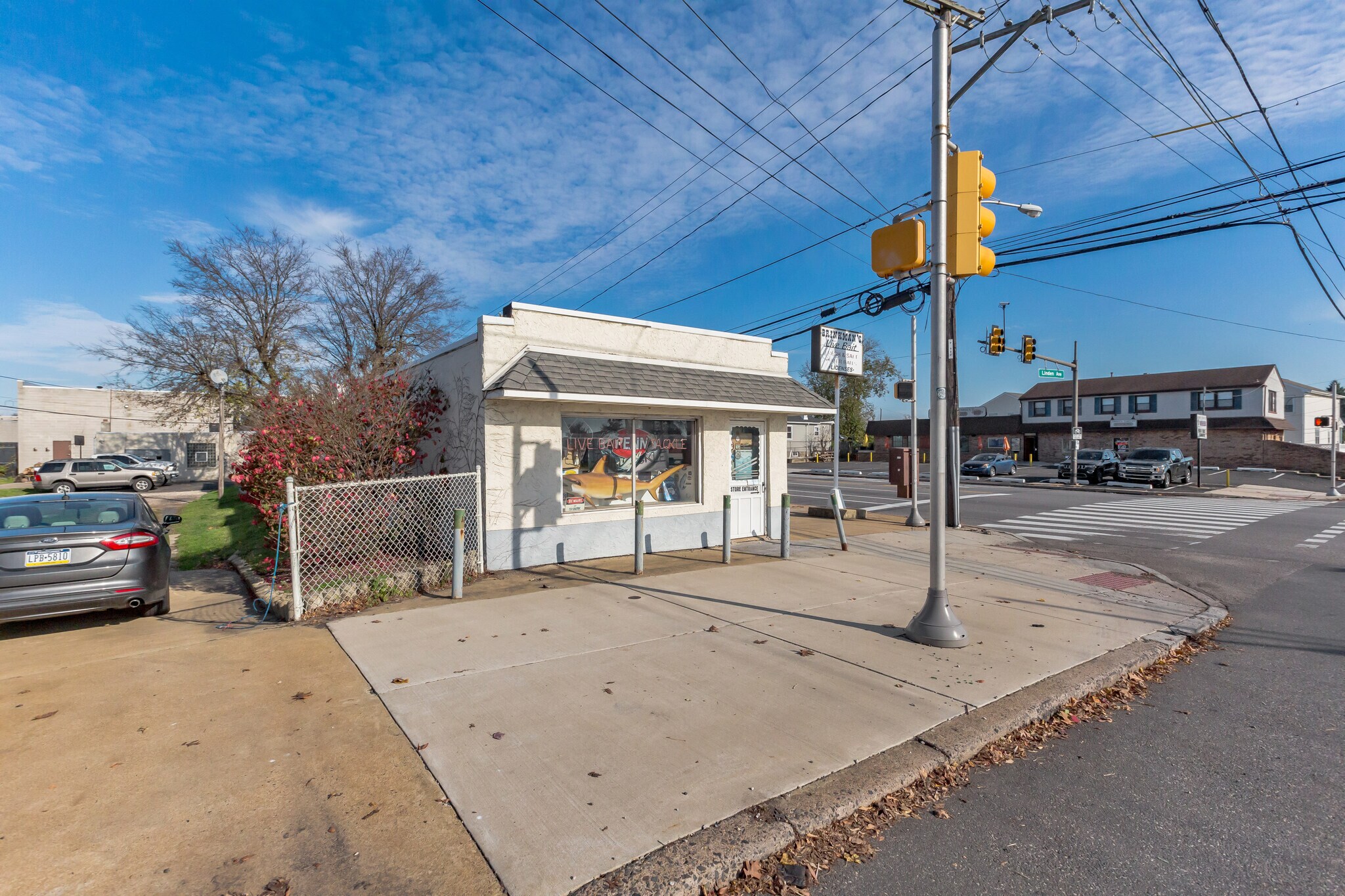 4999 Linden Ave, Philadelphia, PA 19114 Retail for Sale