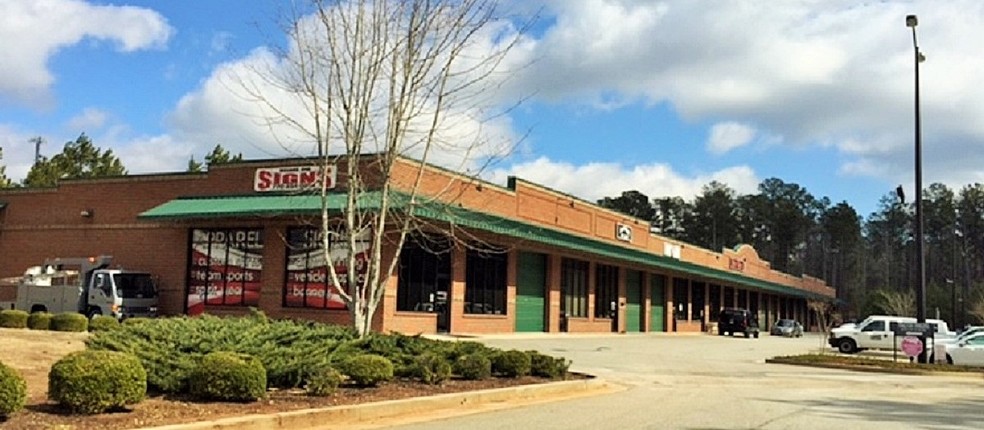 195 Raymond Hill Rd, Newnan, GA for lease - Building Photo - Image 1 of 2