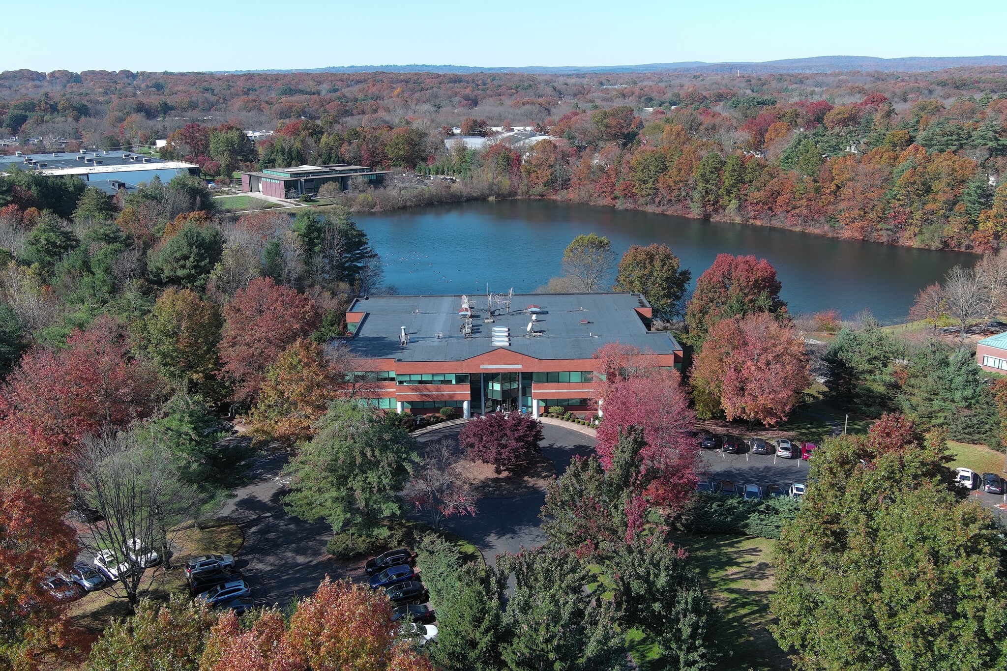 10 Executive Dr, Farmington, CT for lease Building Photo- Image 1 of 19