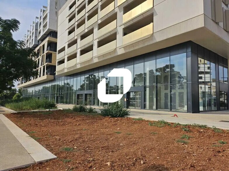 Retail in Montpellier for lease - Building Photo - Image 1 of 12