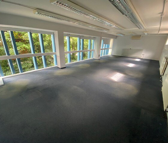 Orchard Ln, Huntingdon for sale Interior Photo- Image 1 of 6