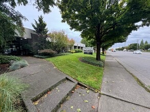 4456-4466 NW Yeon Ave, Portland, OR for lease Building Photo- Image 2 of 13