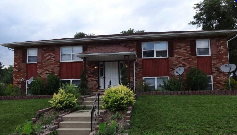 1309-1313 W Chestnut St, Chillicothe, IL for sale - Primary Photo - Image 1 of 1