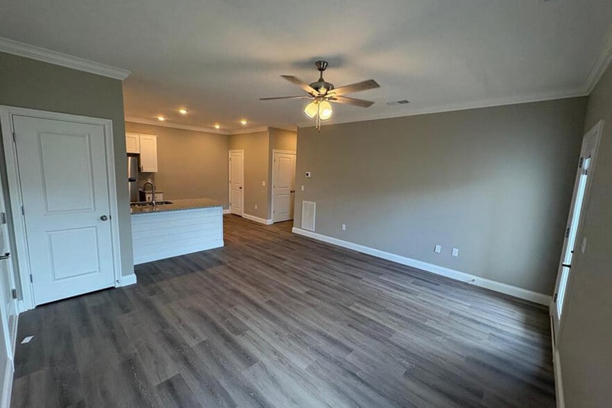 5312 Bakers Spring St, Bowling Green, KY for sale - Building Photo - Image 3 of 4