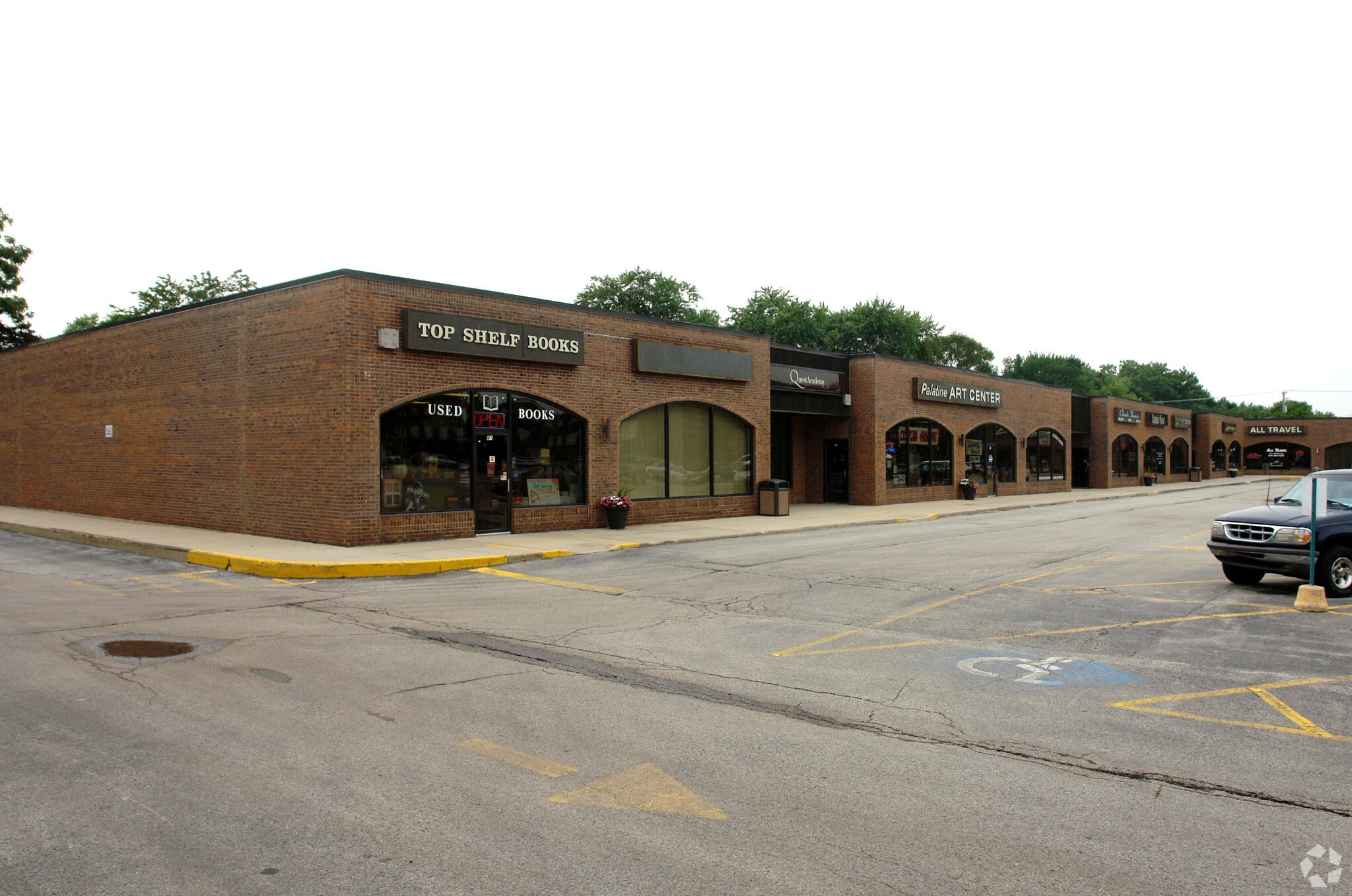 3-47 E Northwest Hwy, Palatine, IL for lease Primary Photo- Image 1 of 15