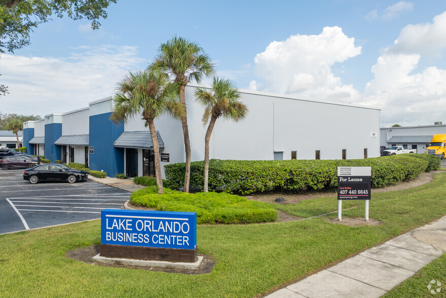 3443-3479 Parkway Center Ct, Orlando, FL for lease - Building Photo - Image 1 of 17