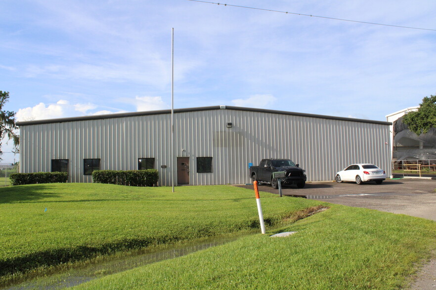 399 Prairie Industrial Pky, Mulberry, FL for lease - Building Photo - Image 1 of 30