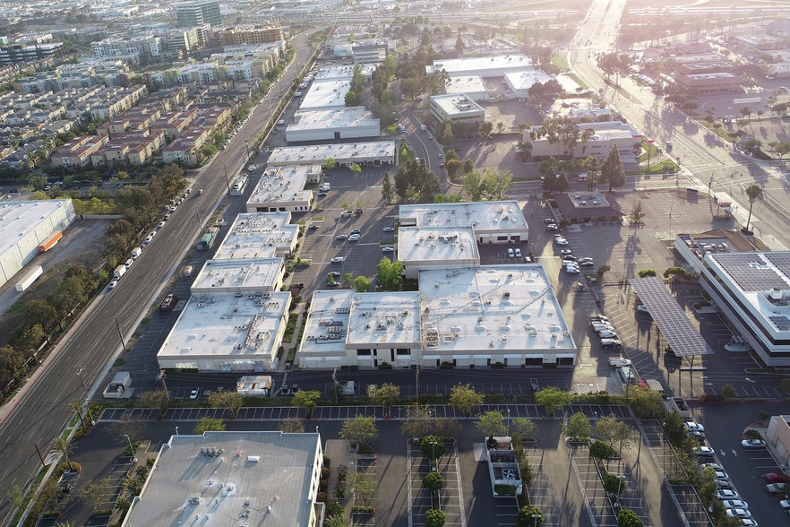 8953-8993 Complex Dr, San Diego, CA for lease - Aerial - Image 2 of 2