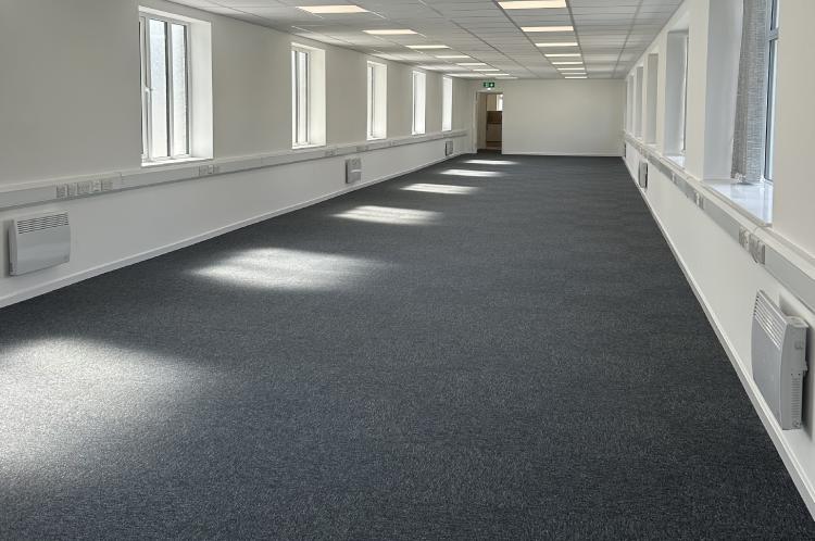 1099 Macrome Rd, Wolverhampton for lease Interior Photo- Image 1 of 2