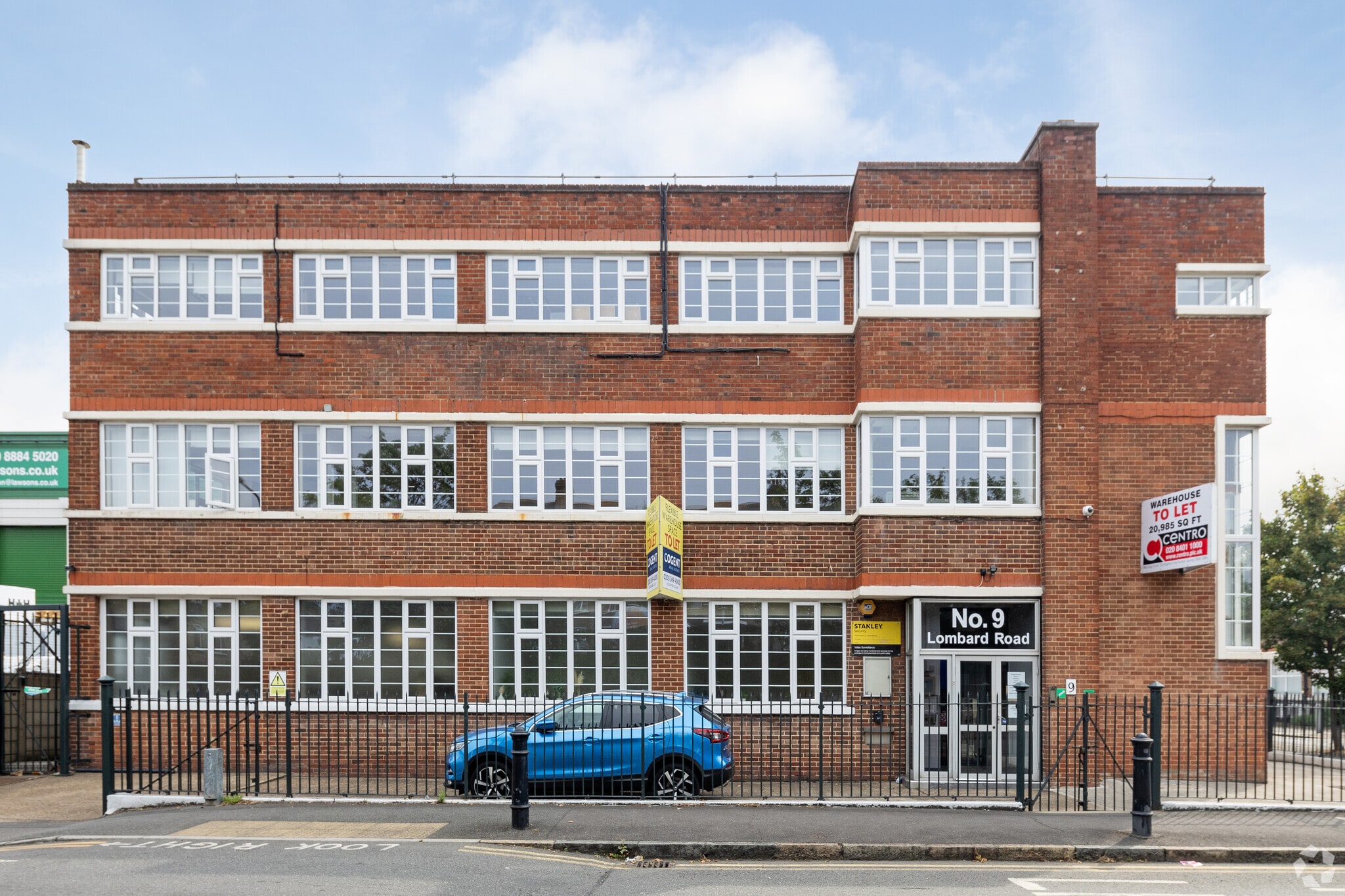 9 Lombard Rd, London for sale Primary Photo- Image 1 of 1