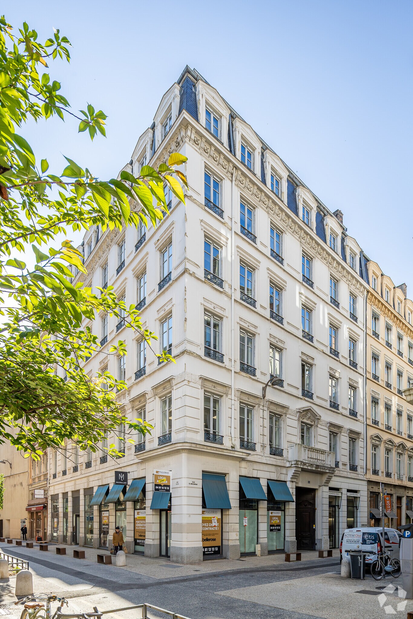 1 Rue Des Quatre Chapeaux, Lyon for lease Primary Photo- Image 1 of 14