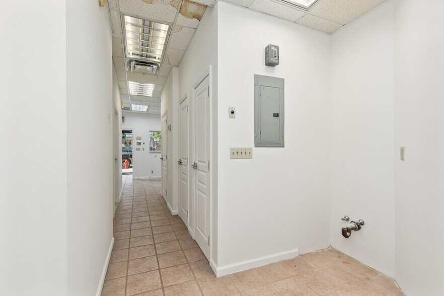 505 62nd St, Brooklyn, NY for sale - Interior Photo - Image 1 of 1