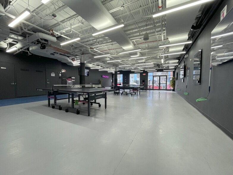 101 Broadway, Brooklyn, NY for lease - Interior Photo - Image 3 of 21