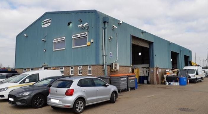 7 Purfleet Industrial Park, South Ockendon for sale Primary Photo- Image 1 of 1