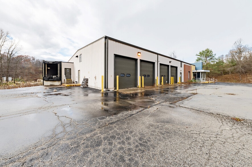 1798 Old PA 66, Delmont, PA for sale - Building Photo - Image 3 of 9