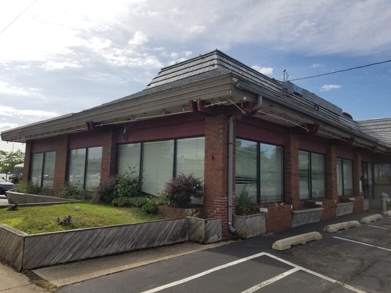 2138 W Jefferson St, Joliet, IL for sale - Primary Photo - Image 1 of 1