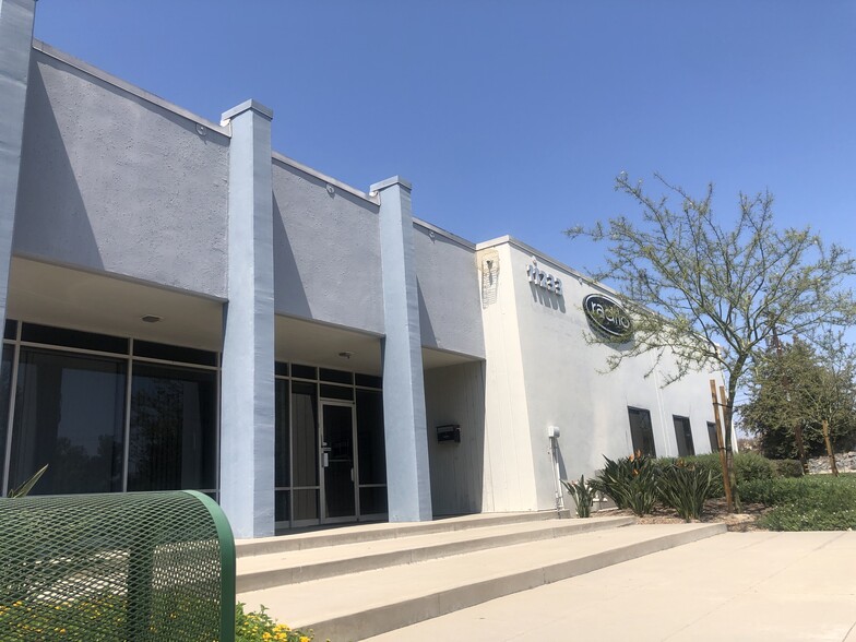 11233 Condor Ave, Fountain Valley, CA for lease - Building Photo - Image 1 of 5