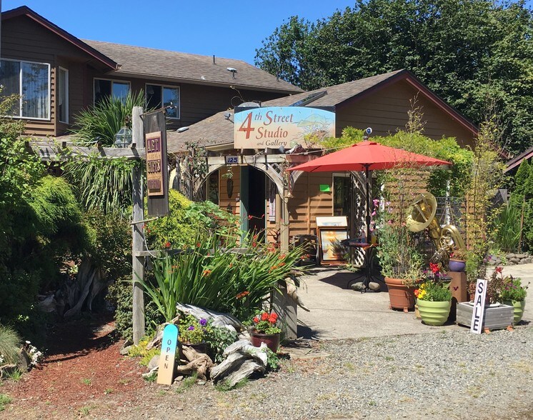125 4th St N, Manzanita, OR for sale - Primary Photo - Image 1 of 1