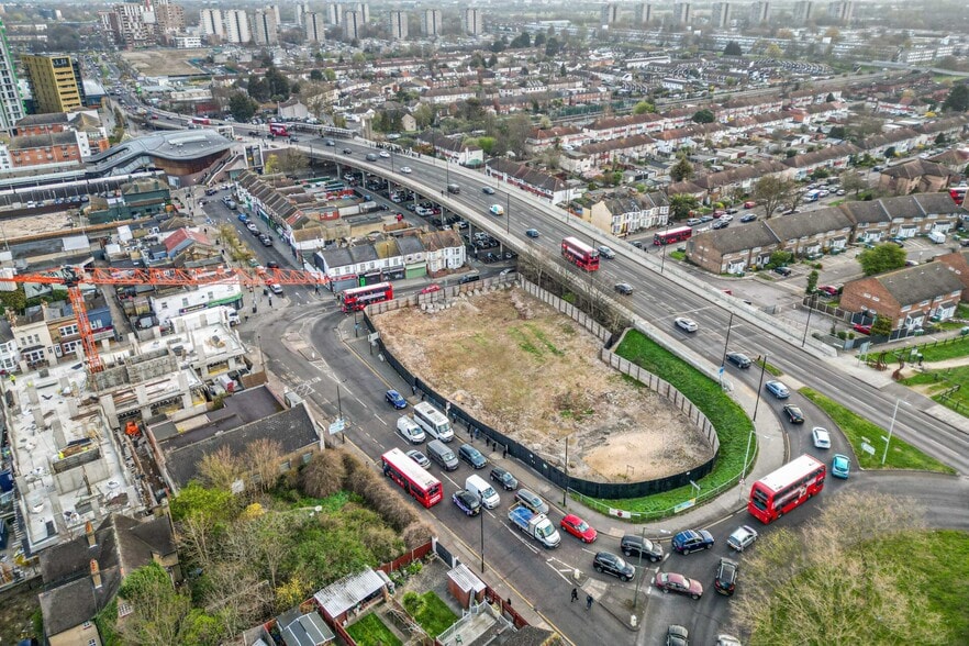 498-500 Abbey Rd, London for sale - Building Photo - Image 1 of 1