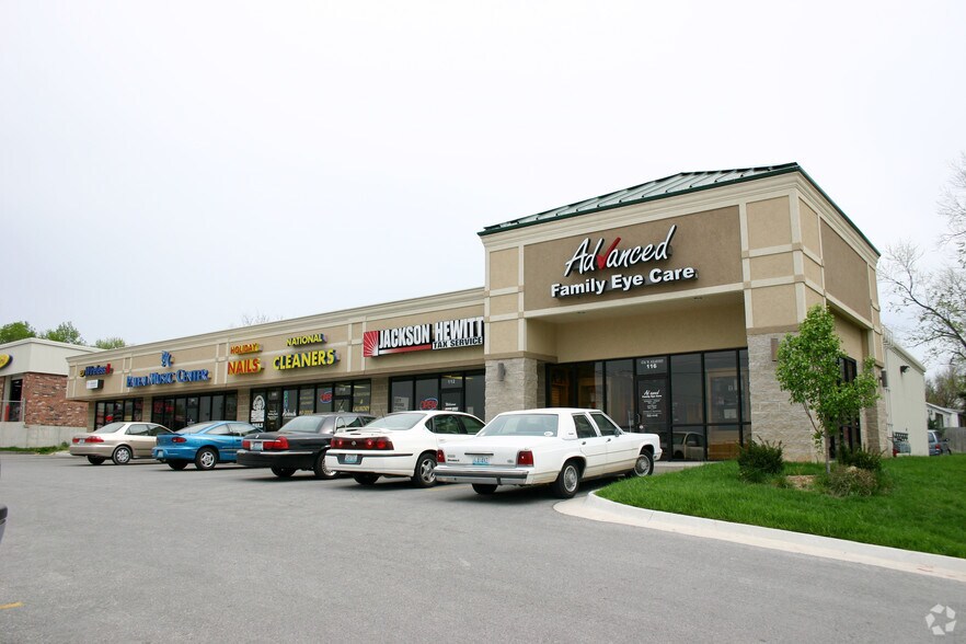 1724 W Kearney St, Springfield, MO 65803