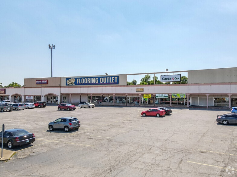 2120-2198 S Sheridan Rd, Tulsa, OK for lease - Building Photo - Image 3 of 4