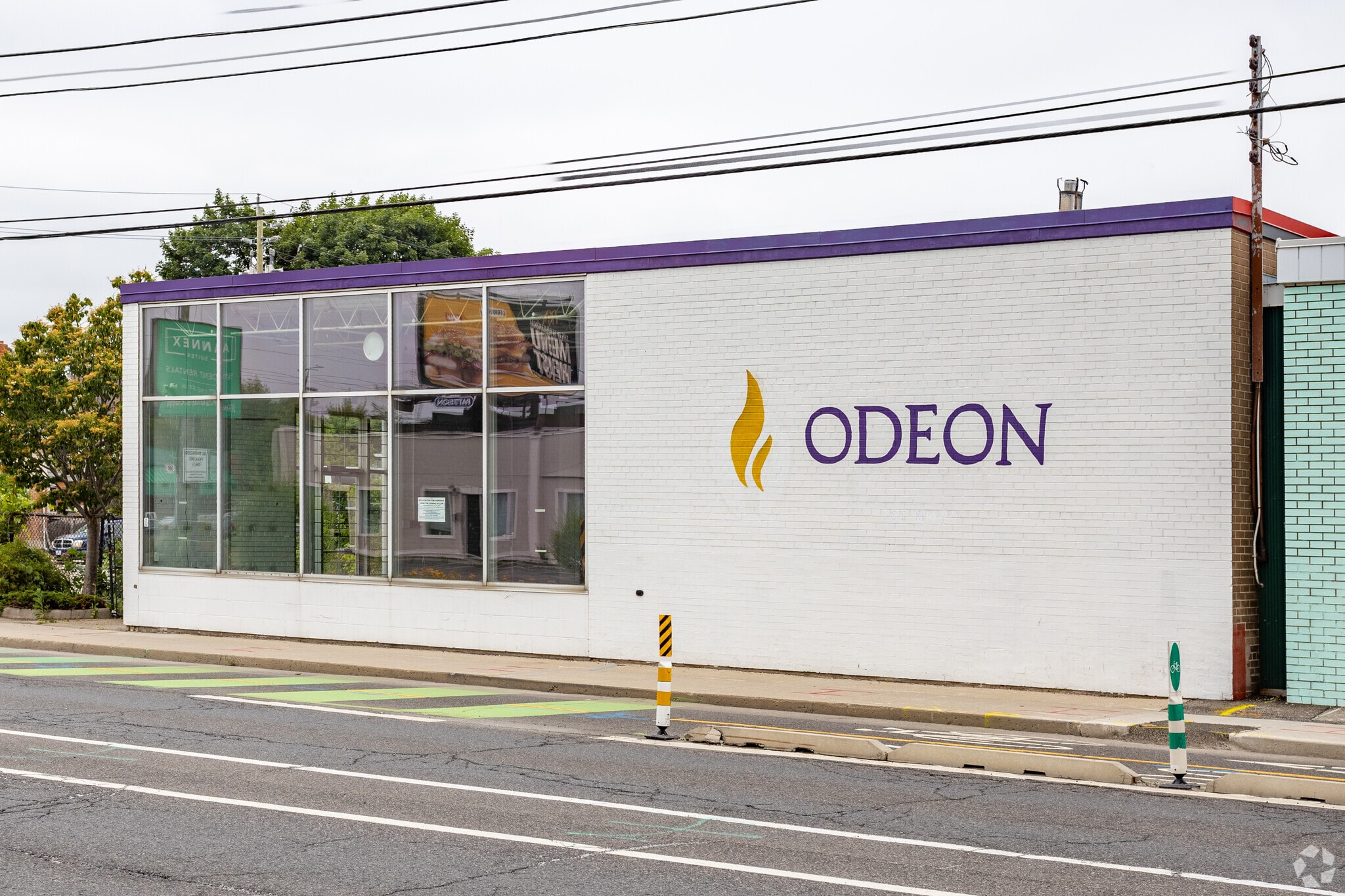 816 King St W, Hamilton, ON for sale Primary Photo- Image 1 of 1