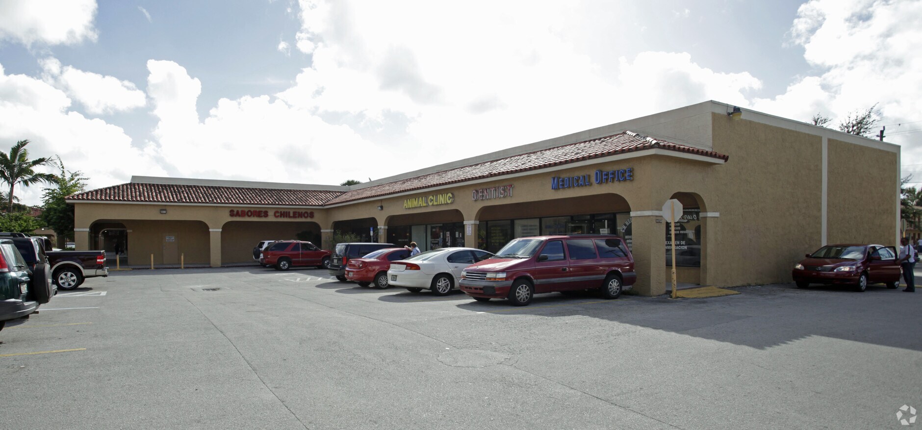 10720 W Flagler St, Miami, FL 33174 West Flagler Plaza