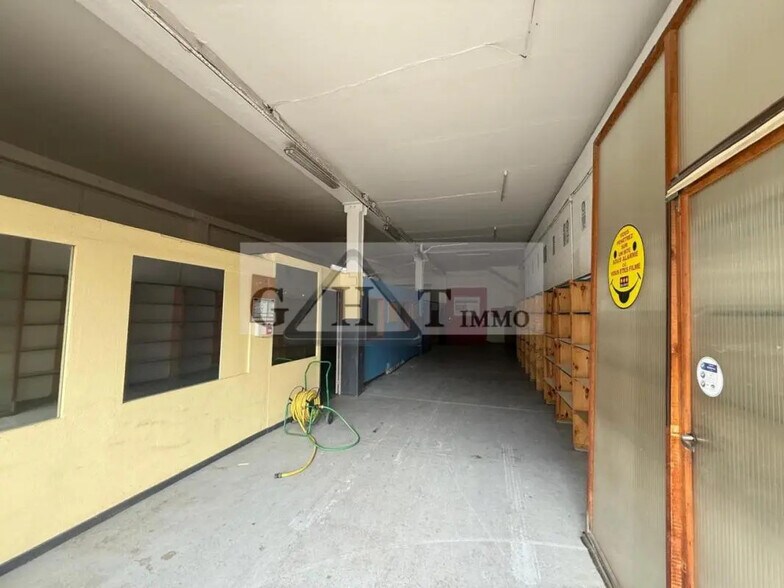 Industrial in Argenteuil for lease - Interior Photo - Image 2 of 9